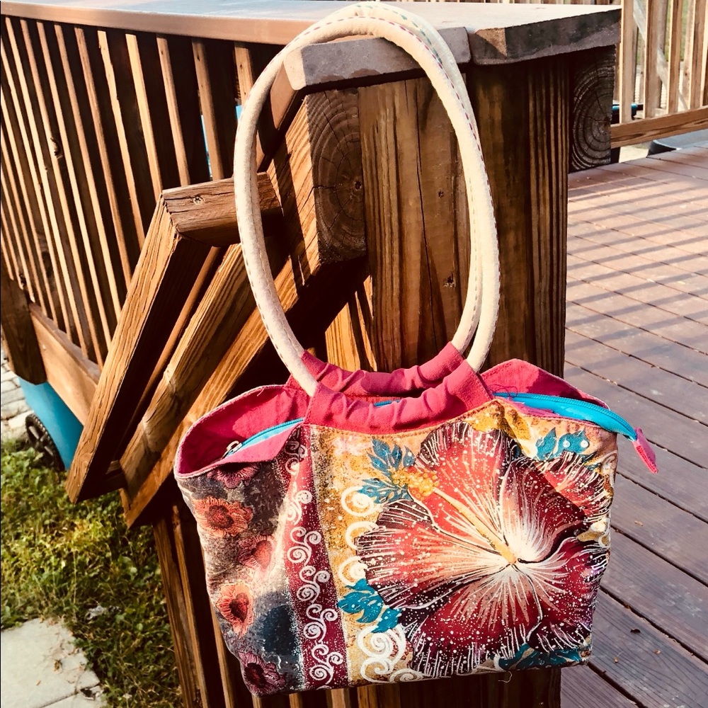 ⚜️ Colorful Fabric Purse - Compliments Guaranteed
